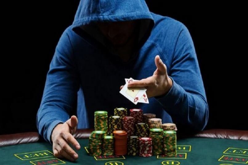 Khi đã biết rõ Bluff trong Poker là gì thì cần phải né một số sai lầm